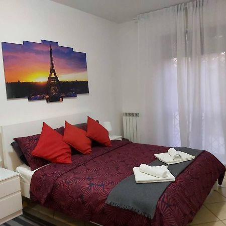 Hillary E Vale Room Rome Exterior photo